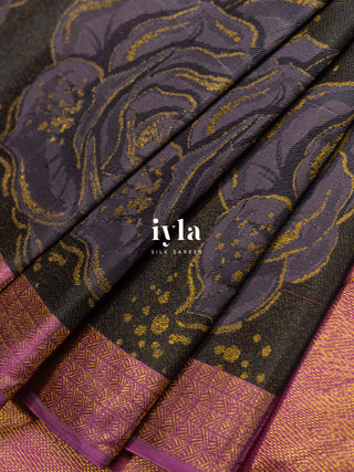 The Obsidian Black Damask Bloom Kanjeevaram