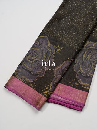 The Obsidian Black Damask Bloom Kanjeevaram