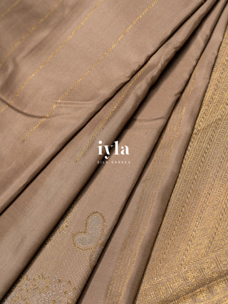 The Windswept Woodland Kanjeevaram in Champagne Beige