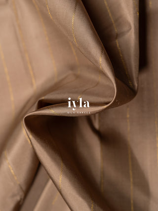 The Windswept Woodland Kanjeevaram in Champagne Beige