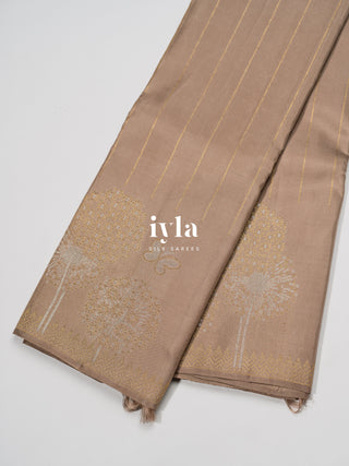 The Windswept Woodland Kanjeevaram in Champagne Beige