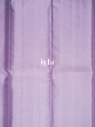The Geometric Diamond in Lavender Pearl - Breeze Edit