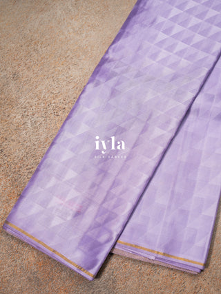 The Geometric Diamond in Lavender Pearl - Breeze Edit