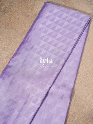 The Geometric Diamond in Lavender Pearl - Breeze Edit
