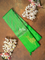 Load image into Gallery viewer, The Indian Sambar Deer Kanjeevaram in Kelly Green
