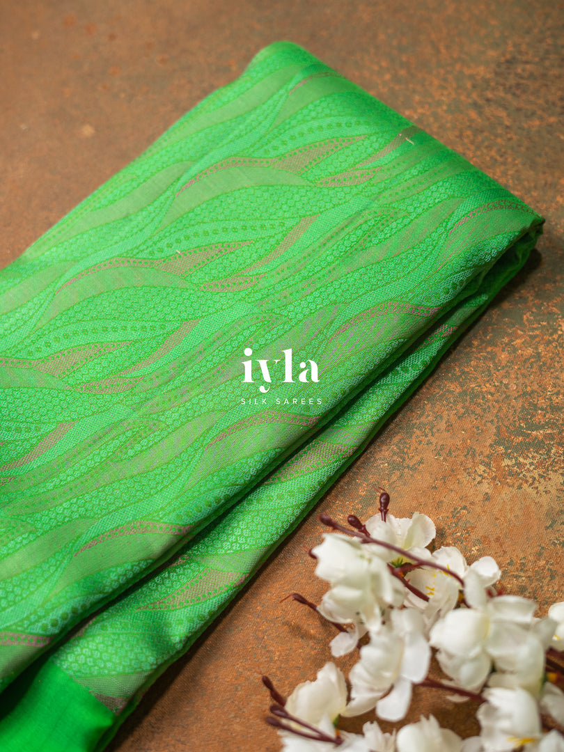 The Indian Sambar Deer Kanjeevaram in Kelly Green