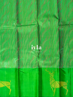 Load image into Gallery viewer, The Indian Sambar Deer Kanjeevaram in Kelly Green
