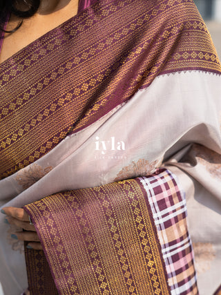 The Signature Madras Plaids x Dahlia Kanjeevaram