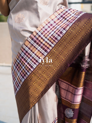 The Signature Madras Plaids x Dahlia Kanjeevaram