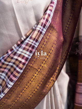 The Signature Madras Plaids x Dahlia Kanjeevaram