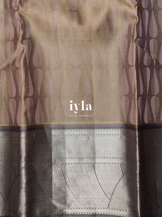 The Droplet Dream Weave Kanjeevaram in Dark Beige