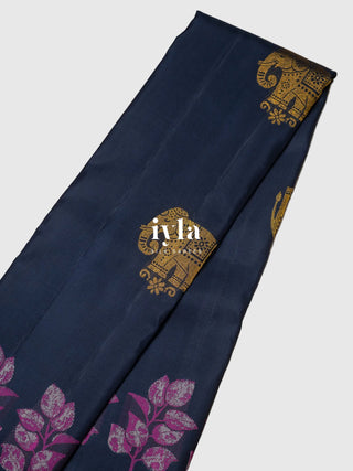 The Wild Elephant Oasis Kanjeevaram in Midnight Blue