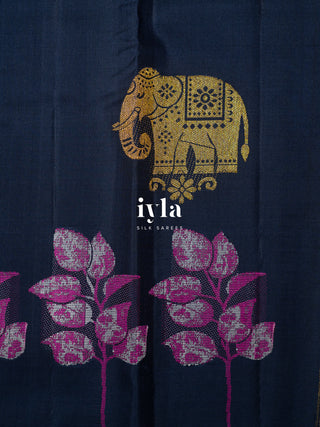 The Wild Elephant Oasis Kanjeevaram in Midnight Blue