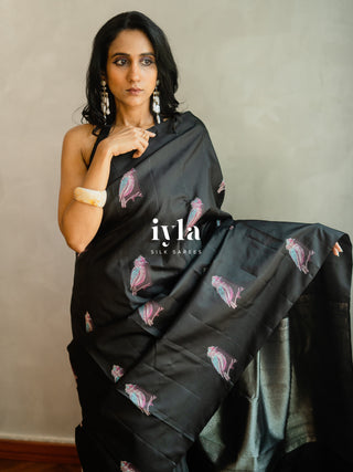 The Black Twilight Finch Kanjeevaram in Pure Silver