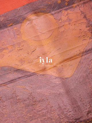 The Aura of Identity with Mountain Dreamscape Pallu