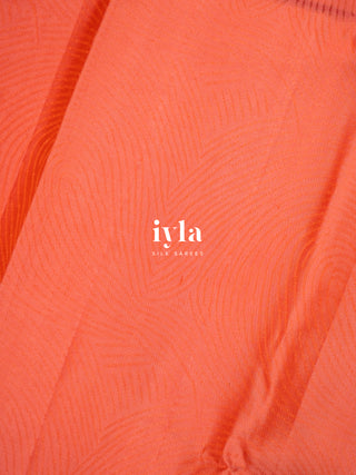 The Aura of Identity with Mountain Dreamscape Pallu