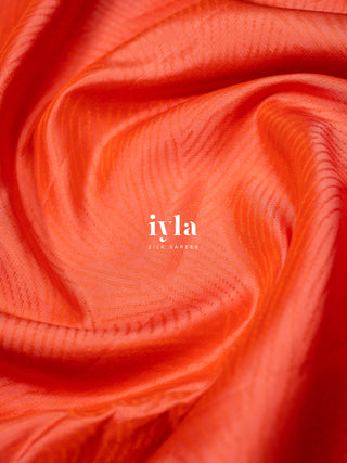 The Aura of Identity with Mountain Dreamscape Pallu