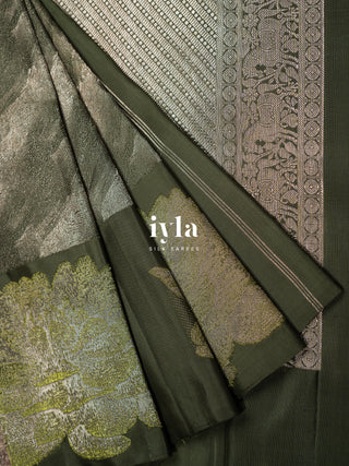 The Woodland Pine Green Lotus Weave Kanjeevaram