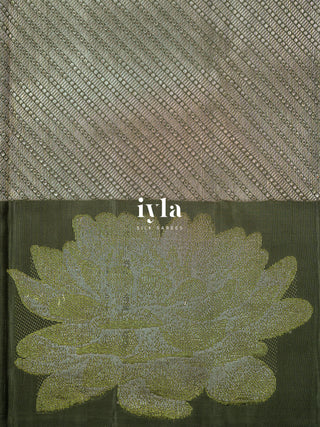 The Woodland Pine Green Lotus Weave Kanjeevaram