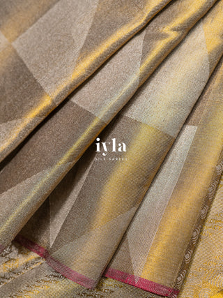 The Timeless Glow Kanjeevaram in Champagne Gold
