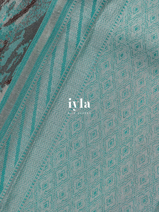 The Abstract Bloom Kanjeevaram in Icy Tiffany