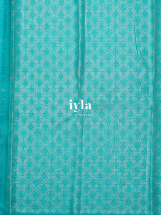 The Abstract Bloom Kanjeevaram in Icy Tiffany