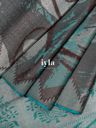 The Abstract Bloom Kanjeevaram in Icy Tiffany