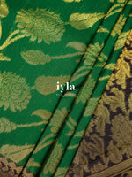 Load image into Gallery viewer, The Vintage Wild Blooms Bridal Kanjeevaram
