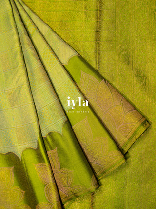 The Bridgerton Inspired Kanjeevaram in Citrus Sorbet