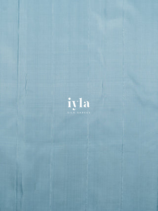 The Hand Drawn Checks Kanjeevaram in Icy Blue