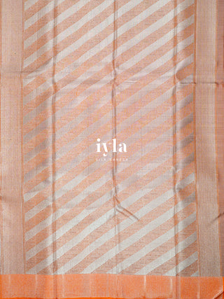 The Pumpkin Orange Honeymoon Hibiscus Kanjeevaram