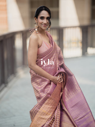 The Signature Houndstooth Kanjeevaram Silk Saree