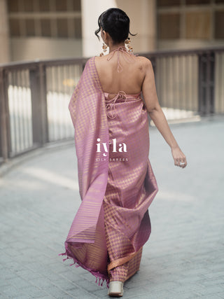 The Signature Houndstooth Kanjeevaram Silk Saree
