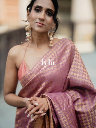 The Signature Houndstooth Kanjeevaram Silk Saree