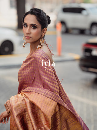 The Signature Houndstooth Kanjeevaram Silk Saree