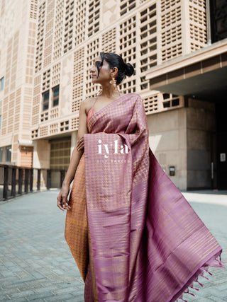 The Signature Houndstooth Kanjeevaram Silk Saree