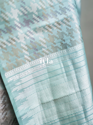 The Signature Houndstooth Kanjeevaram in Cloudy Blue