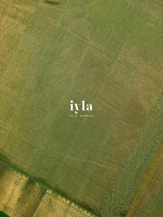 The Divine Drape of Radha Krishna Kanjeevaram