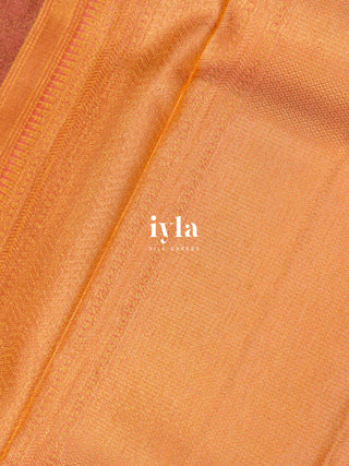 The Korean Hibiscus Kanjeevaram in Peachy Pink
