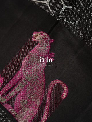 The Wild Story of the Leopard Weave in Black