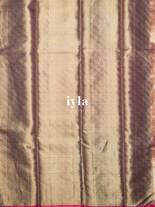 The Lotus Weave Tissue Kanjeevaram Dipped in Gold