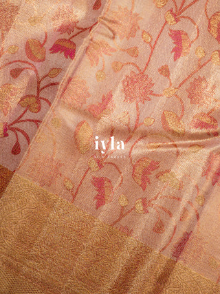 The Sacred Lotus Tissue Weave in Liquid Gold