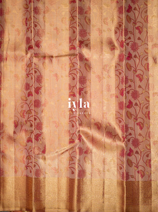 The Sacred Lotus Tissue Weave in Liquid Gold