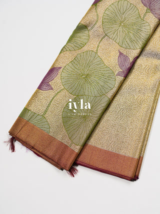 The Lotus Weave Enchantment Kanjeevaram Dipped in Gold