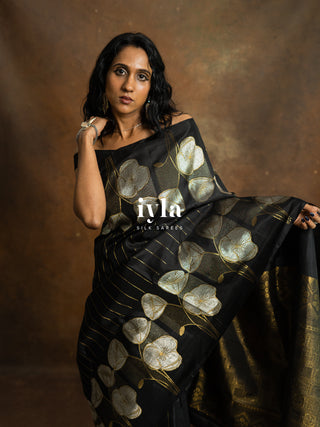 The Moonlit Lily Kanjeevaram in Black