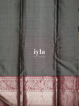 The Miss Morning Brief Kanjeevaram in Antique Silver
