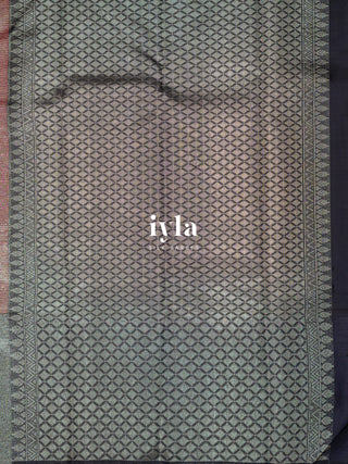 The Peacock Perch Pretty Kanjeevaram in Strawberry Pink