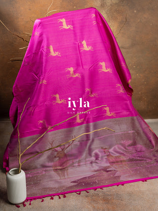 The whispers of the Deer Kanjeevaram in Deep Pink