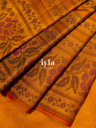 The Tangerine Pixel Petal Kanjeevaram