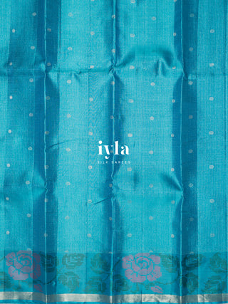 The Azure Blue Pixelated Flower Kanjeevaram